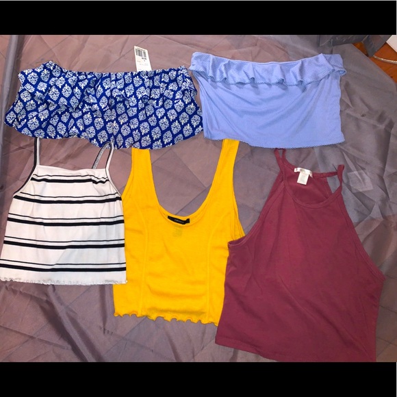 Crop top bundle - Picture 1 of 16